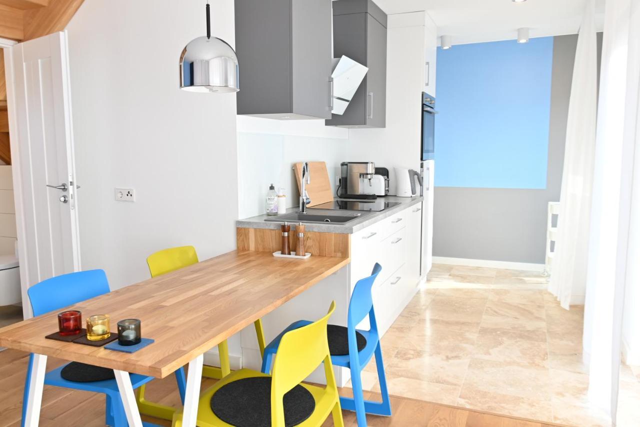 Ferienwohnung Rote Kate Born Bagian luar foto